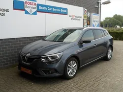 Grijs Gebruikt 2017 Renault Mégane GrandTour LIMITED Stationwagen | € 12.445 (Duur)