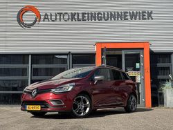 Rood Gebruikt 2017 Renault Clio GrandTour Intens Stationwagen | € 10.450 (Eerlijke prijs)