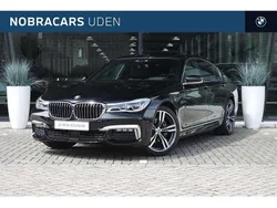 Zwart, metallic lak Gebruikt 2018 BMW 740 Executive Sedan | € 41.950 (Eerlijke prijs)