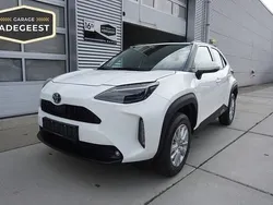 Wit Nieuw 2025 Toyota Yaris Cross Active SUV | € 29.950 (Eerlijke prijs)