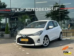 Wit Gebruikt 2016 Toyota Yaris Trend Hatchback | € 12.990 (Eerlijke prijs)