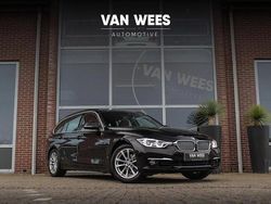 Zwart Gebruikt 2018 BMW 318 Executive Stationwagen | € 18.950 (Eerlijke prijs)