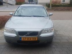 Gebruikt 2005 Volvo S60 Sedan | € 2.000 (Eerlijke prijs)