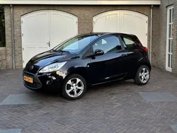 Zwart Gebruikt 2012 Ford Ka Cool & Sound Edition Hatchback | € 3.250 (Eerlijke prijs)