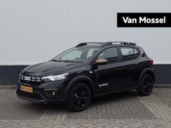 Grijs, metallic lak Gebruikt 2025 Dacia Sandero Extreme Hatchback | € 24.940 (Eerlijke prijs)