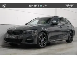 Grijs Gebruikt 2022 BMW 330 Comfort Edition Stationwagen | € 37.940 (Eerlijke prijs)