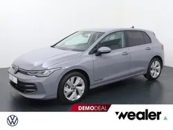 Grijs Gebruikt 2025 VW Golf VIII Edition Hatchback | € 36.440 (Eerlijke prijs)