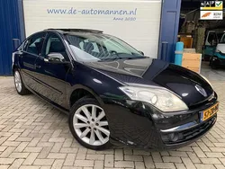 Zwart Gebruikt 2008 Renault Laguna III Dynamique Hatchback | € 2.995 (Eerlijke prijs)