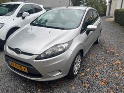 Grijs Gebruikt 2009 Ford Fiesta Trend Hatchback | € 2.499 (Eerlijke prijs)