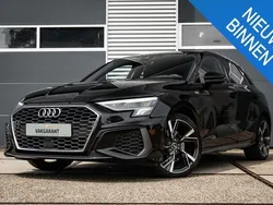 Zwart Gebruikt 2021 Audi A3 Sportback Business Hatchback | € 28.395 (Eerlijke prijs)