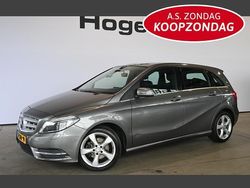 Grijs Gebruikt 2014 Mercedes B200 Ambition MPV | € 11.940 (Goede deal)
