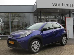 Gebruikt 2023 Toyota Aygo Play Hatchback | € 16.499 (Eerlijke prijs)