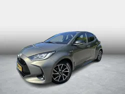 Groen Gebruikt 2020 Toyota Yaris Hybrid Executive Hatchback | € 21.999 (Eerlijke prijs)