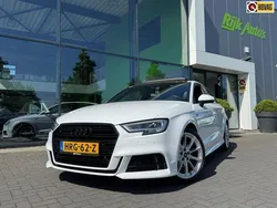 Wit Gebruikt 2017 Audi A3 Sport Sedan | € 22.495 (Iets duurder)