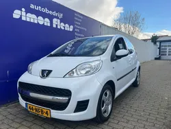 Wit Gebruikt 2010 Peugeot 107 Urban Move Hatchback | € 2.945 (Eerlijke prijs)