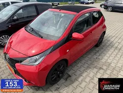 Rood Gebruikt 2016 Toyota Aygo Edition Hatchback | € 9.280 (Iets duurder)