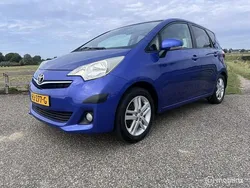 Blauw Gebruikt 2011 Toyota Verso-S MPV | € 6.750 (Iets duurder)
