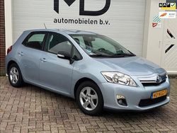 Blauw Gebruikt 2010 Toyota Auris Hatchback | € 5.395 (Eerlijke prijs)