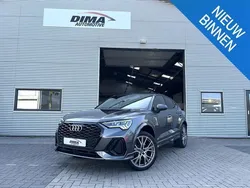 Grijs Gebruikt 2022 Audi Q3 Sportback Basis SUV | € 41.750 (Iets duurder)
