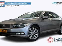 Grijs Gebruikt 2019 VW Passat Highline Sedan | € 18.950 (Super prijs)