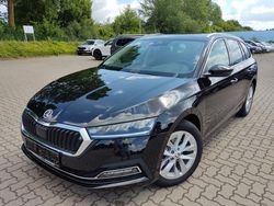 Zwart Gebruikt 2023 Skoda Octavia Style Stationwagen | € 36.433