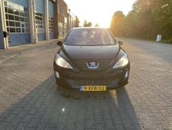Zwart Gebruikt 2010 Peugeot 308 Sportium MPV | € 2.000 (Goede deal)