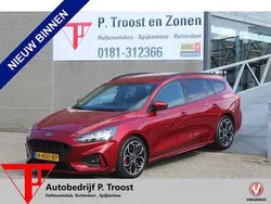 Rood, metallic lak Gebruikt 2020 Ford Focus Business Edition Stationwagen | € 20.950 (Eerlijke prijs)
