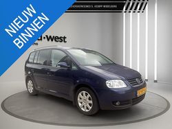 Blauw Gebruikt 2004 VW Touran Highline MPV | € 2.250 (Eerlijke prijs)