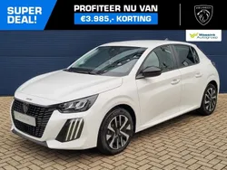 Blanc banquise Nieuw 2025 Peugeot 208 Style Hatchback | € 21.940 (Goede deal)