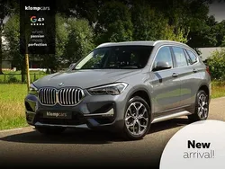 Grijs, metallic lak Gebruikt 2021 BMW X1 xLine SUV | € 32.900 (Eerlijke prijs)
