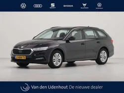 Zwart Gebruikt 2024 Skoda Octavia Business Line Stationwagen | € 27.940 (Eerlijke prijs)