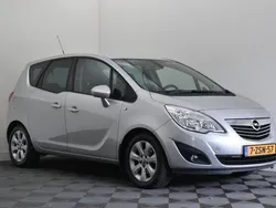 Grijs Gebruikt 2013 Opel Meriva Edition MPV | € 6.950 (Iets duurder)