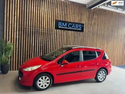 Rood Gebruikt 2009 Peugeot 207 Stationwagen | € 2.695 (Eerlijke prijs)