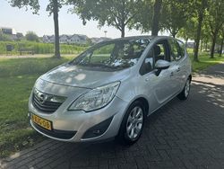 Grijs Gebruikt 2012 Opel Meriva Cosmo MPV | € 3.995 (Goede deal)