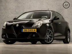 Zwart Gebruikt 2011 Alfa Romeo Giulietta Distinctive Hatchback | € 5.945 (Eerlijke prijs)