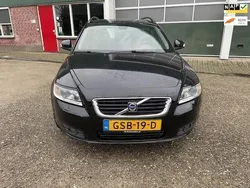 Zwart, metallic lak Gebruikt 2009 Volvo V50 Momentum Stationwagen | € 6.750 (Duur)