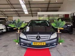 Grijs Gebruikt 2010 Mercedes C200 Avantgarde Sedan | € 4.999 (Super prijs)
