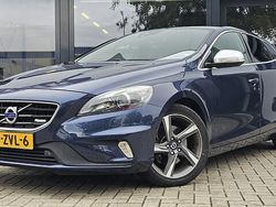 Blauw Gebruikt 2013 Volvo V40 R-Design Stationwagen | € 10.900 (Eerlijke prijs)