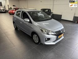 Grijs, metallic lak Gebruikt 2021 Mitsubishi Space Star Hatchback | € 8.750 (Iets duurder)