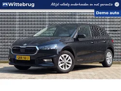 Zwart Gebruikt 2024 Skoda Fabia Selection Hatchback | € 24.950 (Eerlijke prijs)