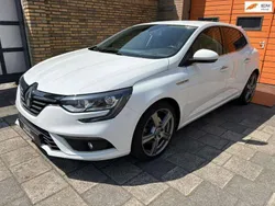 Wit Gebruikt 2019 Renault Mégane IV Bose Edition Hatchback | € 16.999 (Iets duurder)