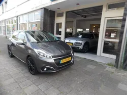 Grijs Gebruikt 2018 Peugeot 208 Allure Hatchback | € 8.999 (Goede deal)
