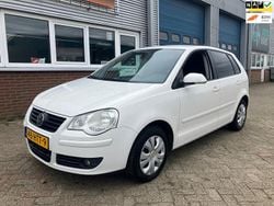 Hatchback Gebruikt 2009 VW Polo Comfortline Hatchback | € 2.250 (Eerlijke prijs)