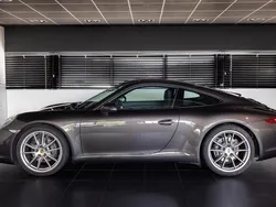 Bruin, metallic lak Gebruikt 2012 Porsche 911 Carrera Coupé | € 74.900 (Duur)