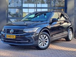 Zwart Gebruikt 2021 VW Tiguan Business SUV | € 29.950 (Goede deal)