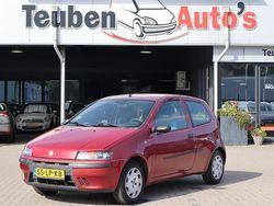 Rood Gebruikt 2003 Fiat Punto Active Hatchback | € 985 (Eerlijke prijs)