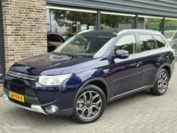 Blauw Gebruikt 2015 Mitsubishi Outlander Edition SUV | € 12.950 (Eerlijke prijs)