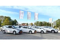 Grijs Gebruikt 2015 Toyota Yaris Comfort Hatchback | € 10.950 (Eerlijke prijs)