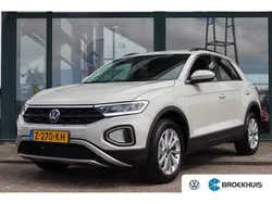 Grijs Gebruikt 2024 VW T-Roc Edition SUV | € 27.900 (Eerlijke prijs)