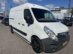 Wit Gebruikt 2016 Opel Movano Van | € 9.900 (Super prijs)